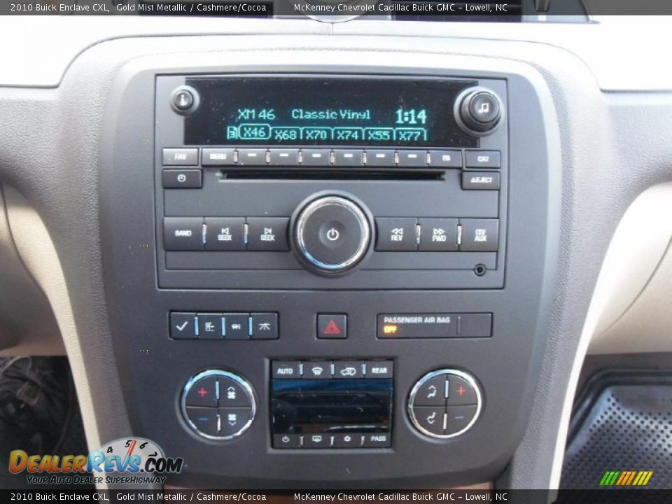 2010 Buick Enclave CXL Gold Mist Metallic / Cashmere/Cocoa Photo #12