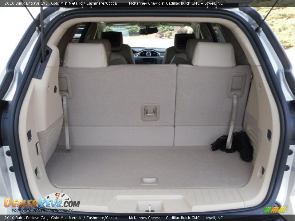2010 Buick Enclave CXL Gold Mist Metallic / Cashmere/Cocoa Photo #17