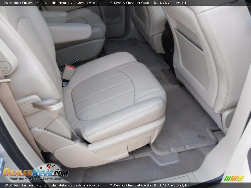 2010 Buick Enclave CXL Gold Mist Metallic / Cashmere/Cocoa Photo #18