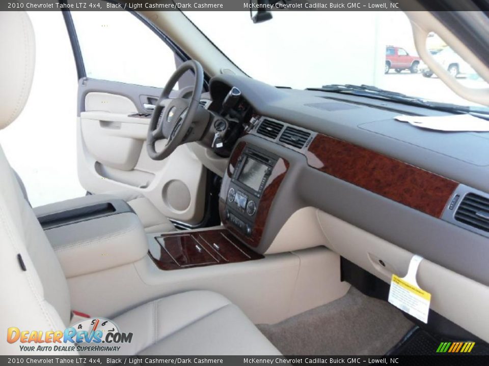 2010 Chevrolet Tahoe LTZ 4x4 Black / Light Cashmere/Dark Cashmere Photo #25