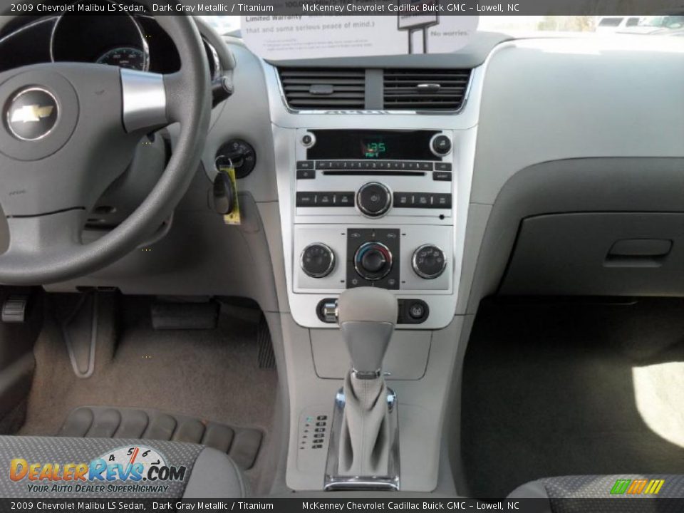 2009 Chevrolet Malibu LS Sedan Dark Gray Metallic / Titanium Photo #13