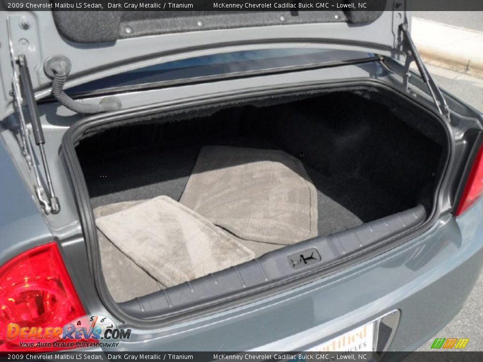 2009 Chevrolet Malibu LS Sedan Dark Gray Metallic / Titanium Photo #14