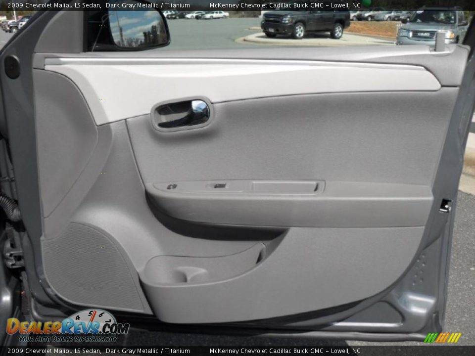 2009 Chevrolet Malibu LS Sedan Dark Gray Metallic / Titanium Photo #18