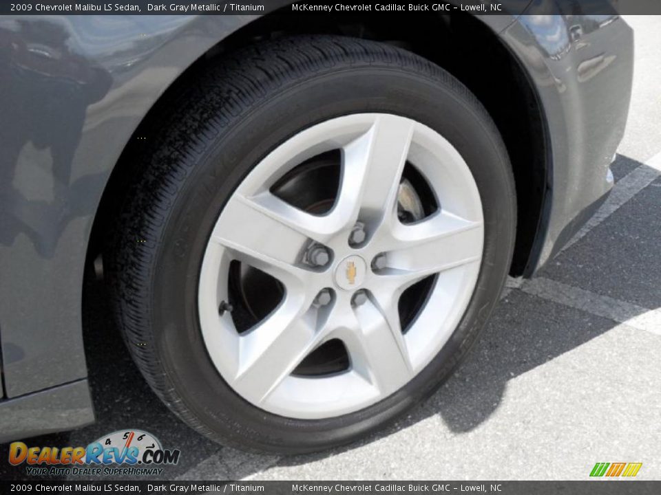 2009 Chevrolet Malibu LS Sedan Dark Gray Metallic / Titanium Photo #19