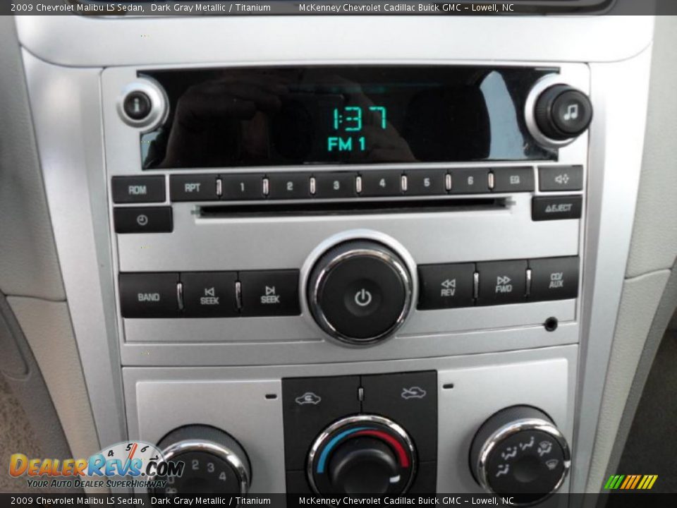 2009 Chevrolet Malibu LS Sedan Dark Gray Metallic / Titanium Photo #23