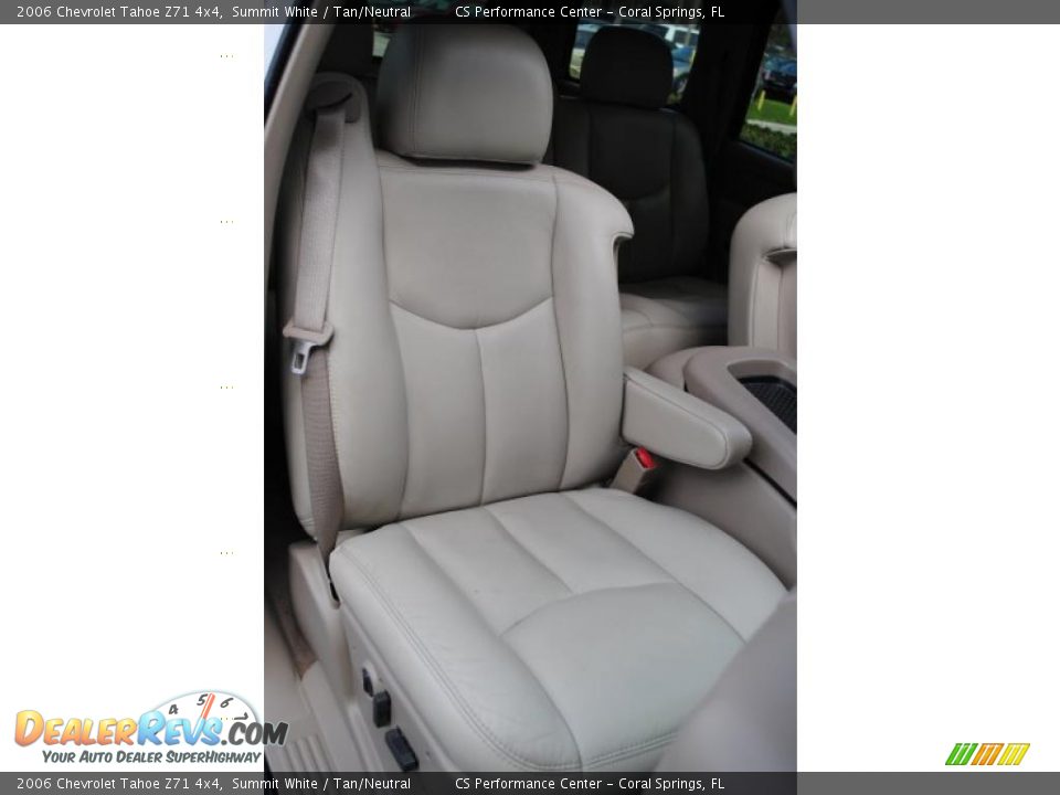 2006 Chevrolet Tahoe Z71 4x4 Summit White / Tan/Neutral Photo #19