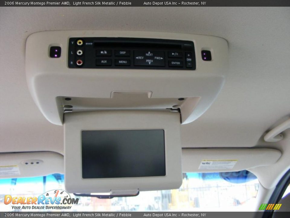 2006 Mercury Montego Premier AWD Light French Silk Metallic / Pebble Photo #13