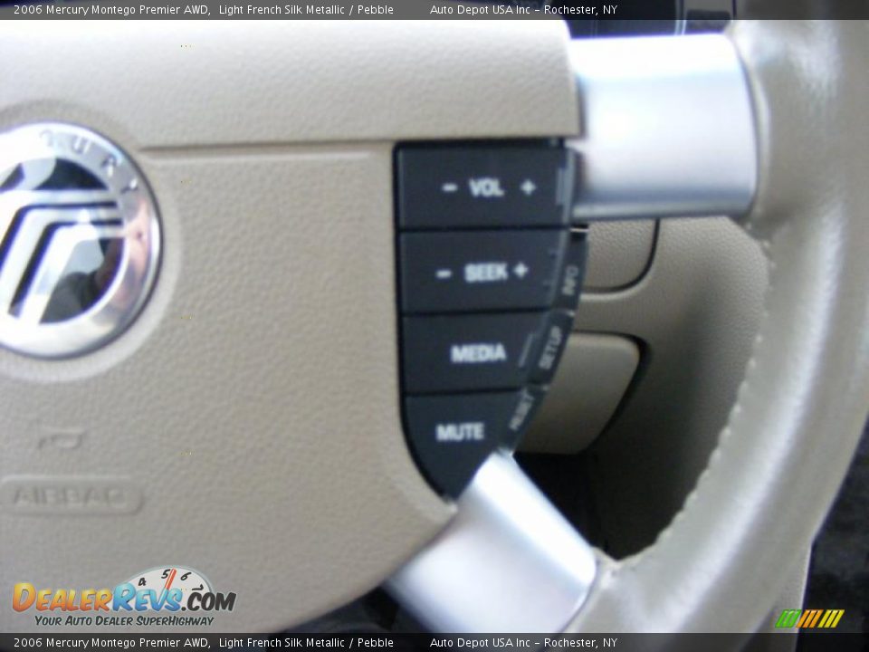 2006 Mercury Montego Premier AWD Light French Silk Metallic / Pebble Photo #20