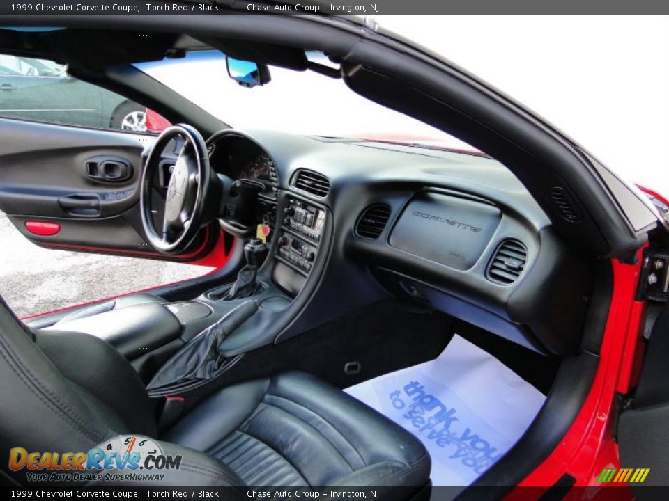 1999 Chevrolet Corvette Coupe Torch Red / Black Photo #25