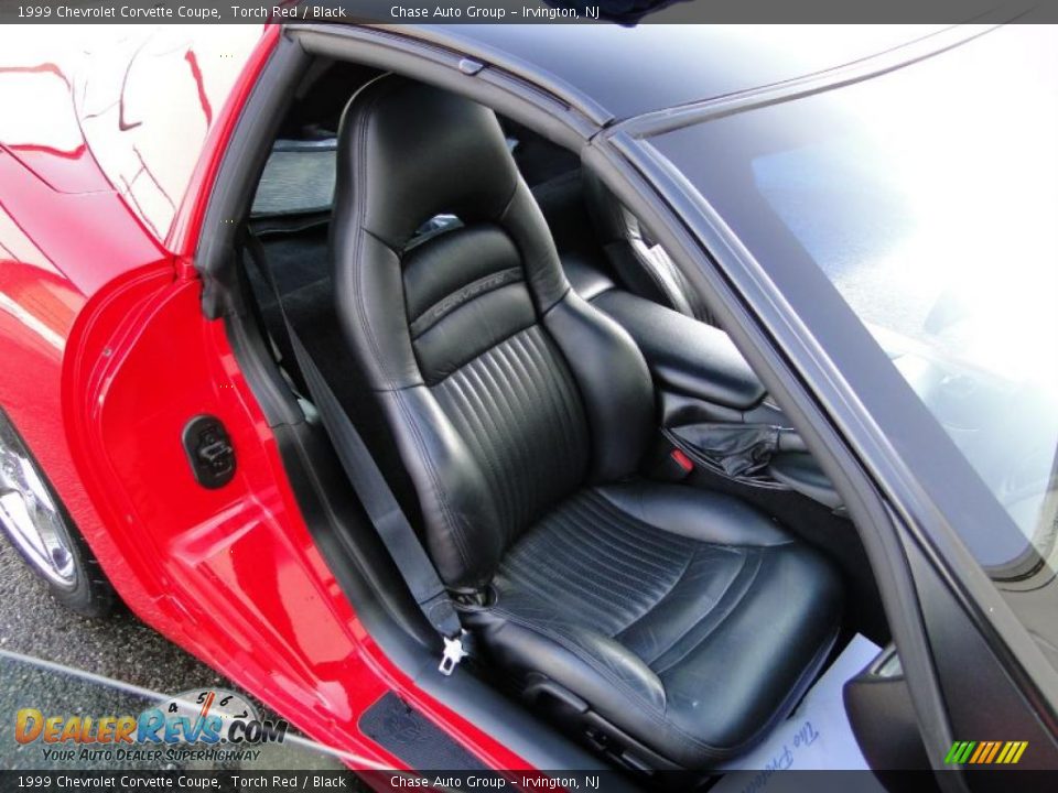 1999 Chevrolet Corvette Coupe Torch Red / Black Photo #26