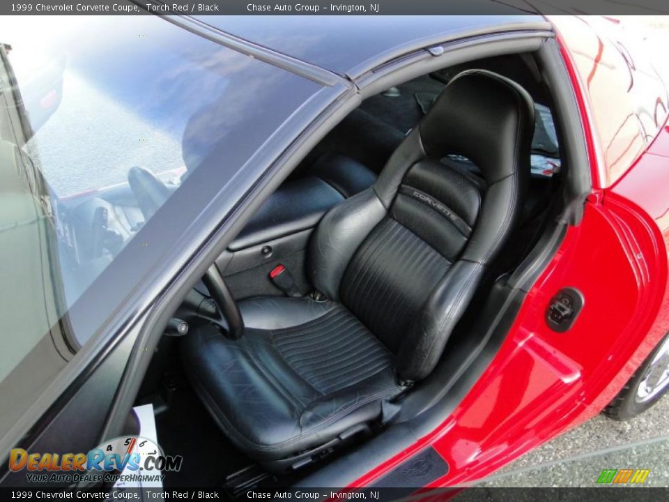 1999 Chevrolet Corvette Coupe Torch Red / Black Photo #28