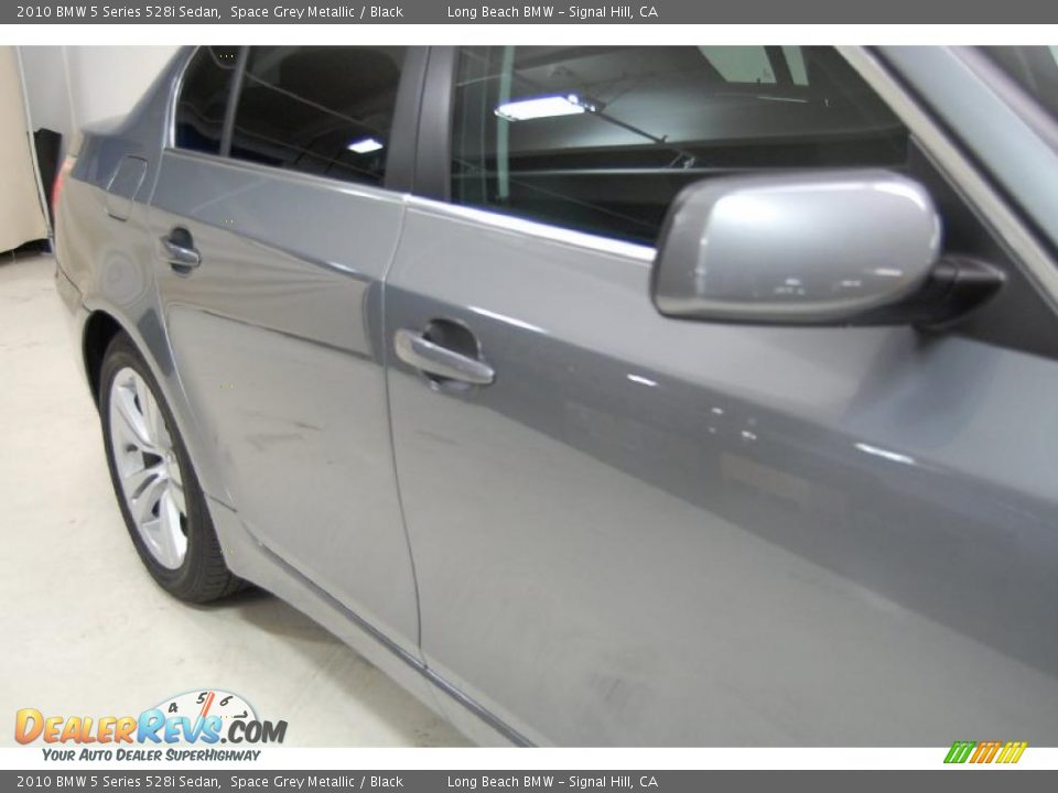2010 BMW 5 Series 528i Sedan Space Grey Metallic / Black Photo #4