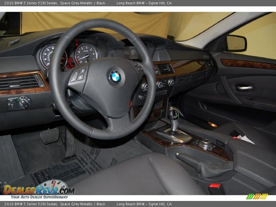 2010 BMW 5 Series 528i Sedan Space Grey Metallic / Black Photo #18