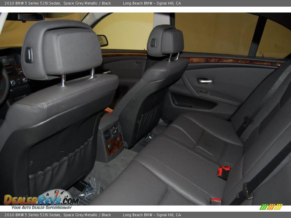 2010 BMW 5 Series 528i Sedan Space Grey Metallic / Black Photo #24