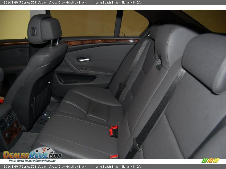 2010 BMW 5 Series 528i Sedan Space Grey Metallic / Black Photo #25