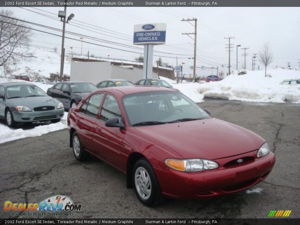 2002 Ford Escort SE Sedan Toreador Red Metallic / Medium Graphite Photo #1