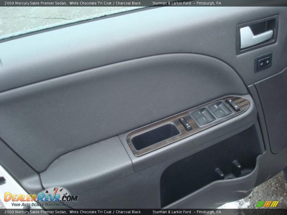 2009 Mercury Sable Premier Sedan White Chocolate Tri Coat / Charcoal Black Photo #16