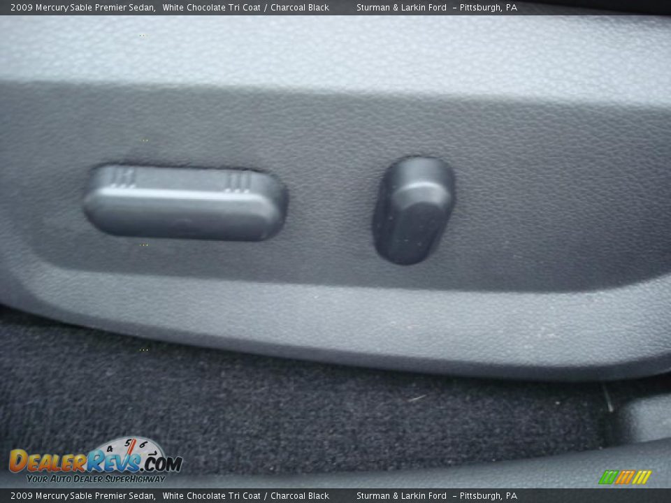 2009 Mercury Sable Premier Sedan White Chocolate Tri Coat / Charcoal Black Photo #17