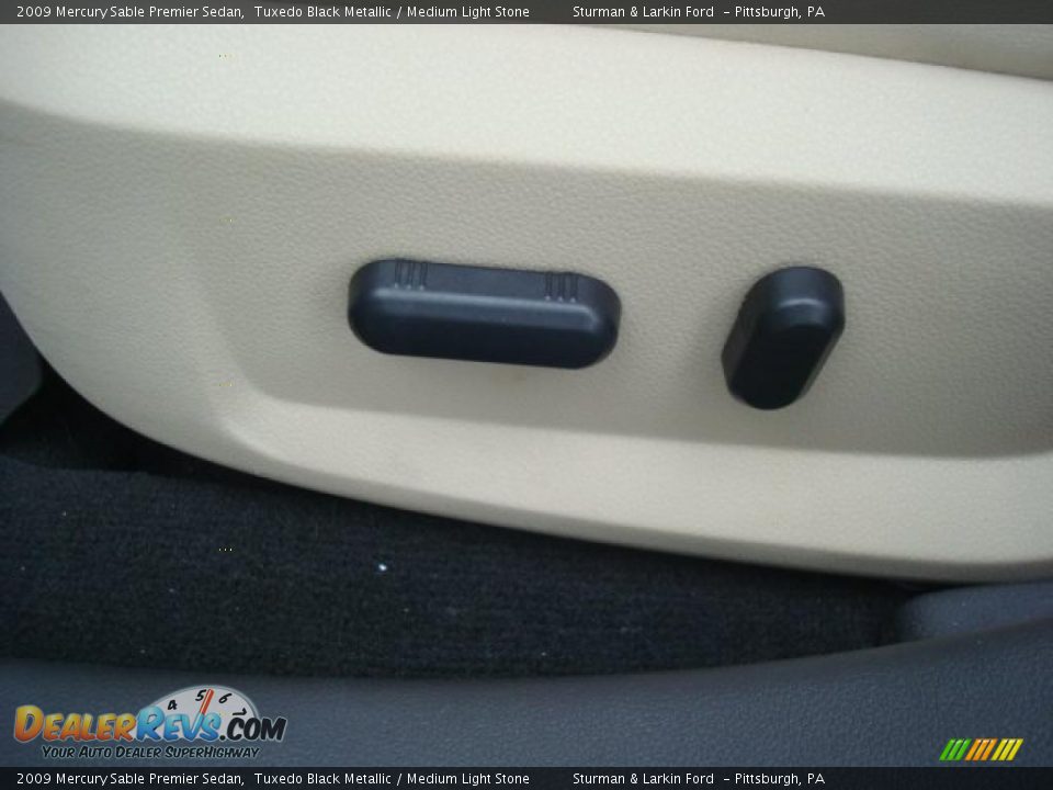 2009 Mercury Sable Premier Sedan Tuxedo Black Metallic / Medium Light Stone Photo #17