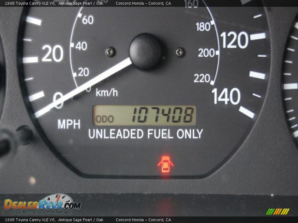 1998 Toyota Camry XLE V6 Antique Sage Pearl / Oak Photo #27
