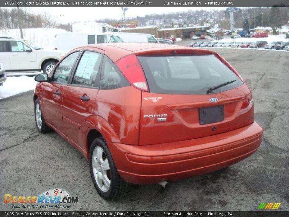 2005 Ford Focus ZX5 SES Hatchback Blazing Copper Metallic / Dark Flint/Light Flint Photo #5