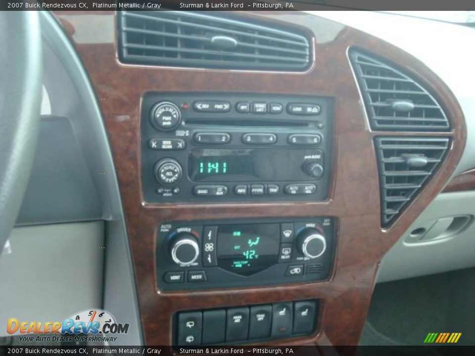 2007 Buick Rendezvous CX Platinum Metallic / Gray Photo #9