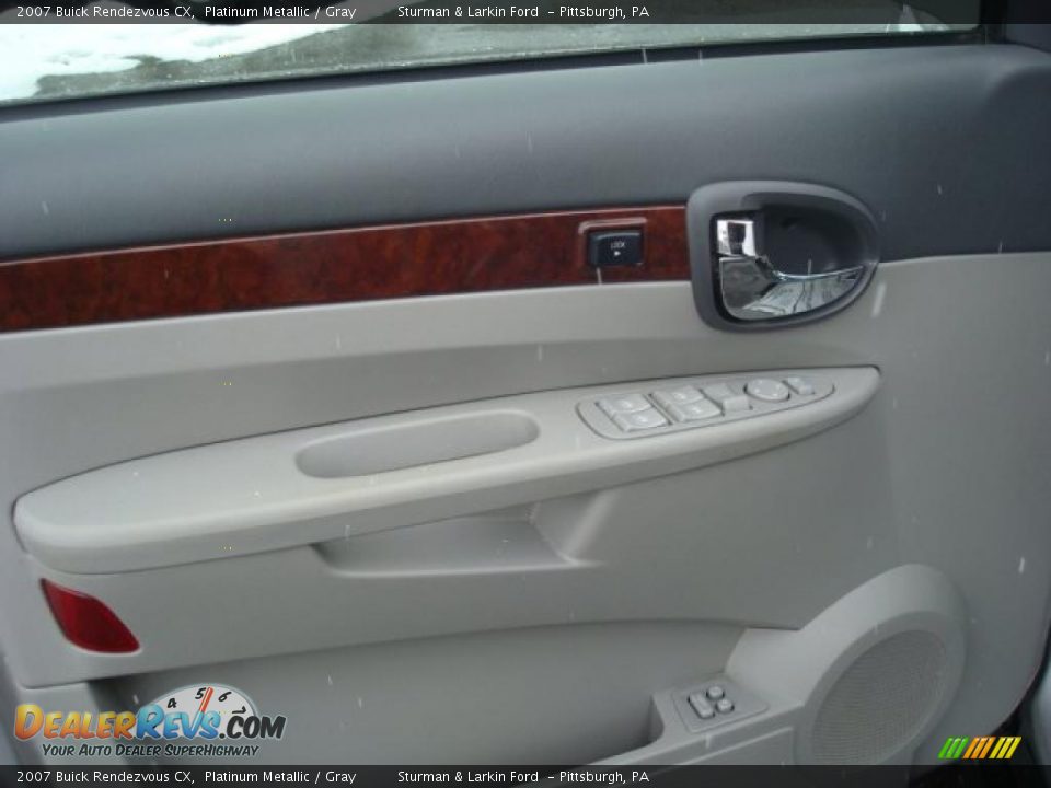 2007 Buick Rendezvous CX Platinum Metallic / Gray Photo #18