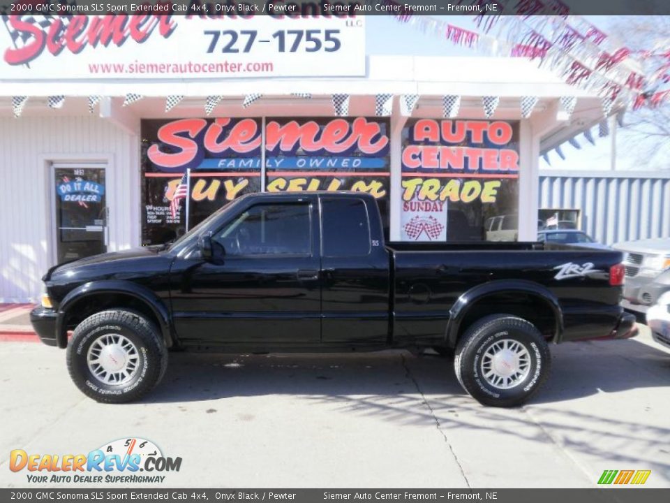 2000 GMC Sonoma SLS Sport Extended Cab 4x4 Onyx Black / Pewter Photo #1