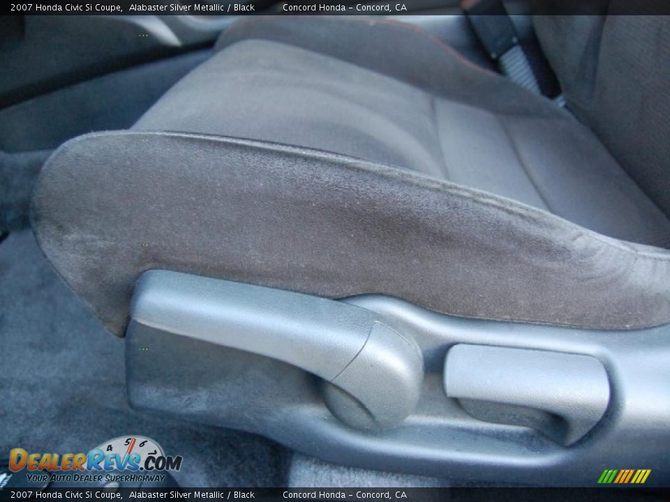 2007 Honda Civic Si Coupe Alabaster Silver Metallic / Black Photo #18