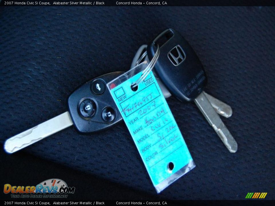 2007 Honda Civic Si Coupe Alabaster Silver Metallic / Black Photo #28
