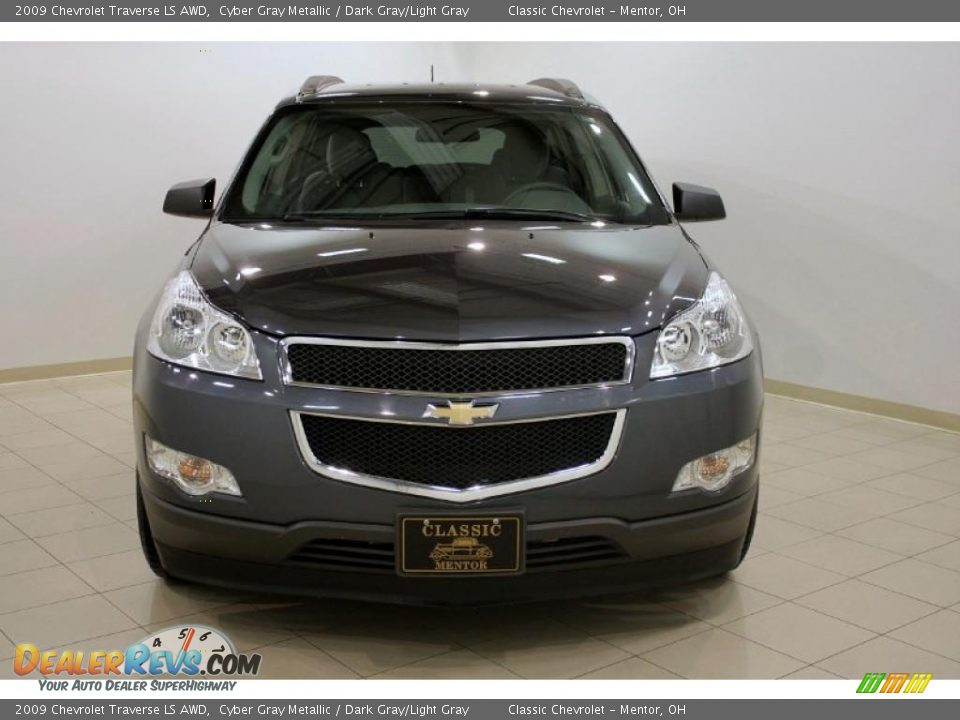 2009 Chevrolet Traverse LS AWD Cyber Gray Metallic / Dark Gray/Light Gray Photo #2
