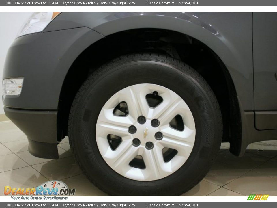2009 Chevrolet Traverse LS AWD Cyber Gray Metallic / Dark Gray/Light Gray Photo #25