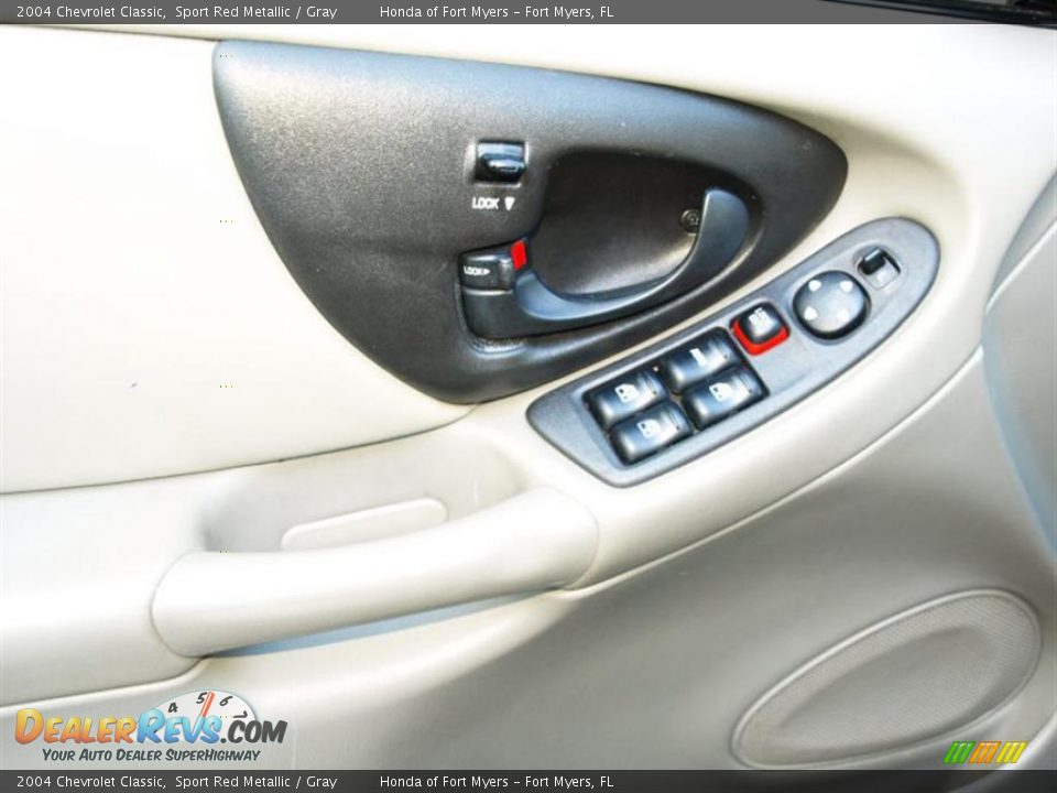 2004 Chevrolet Classic Sport Red Metallic / Gray Photo #14