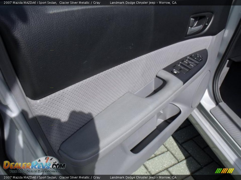 2007 Mazda MAZDA6 i Sport Sedan Glacier Silver Metallic / Gray Photo #11