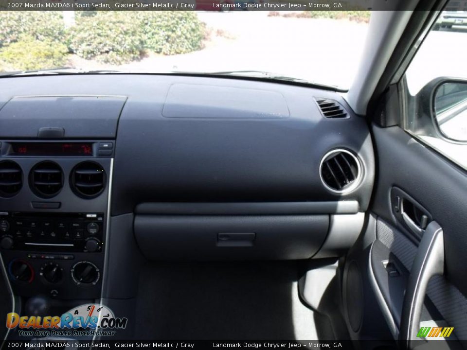2007 Mazda MAZDA6 i Sport Sedan Glacier Silver Metallic / Gray Photo #19