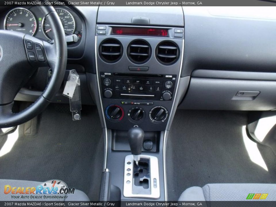 2007 Mazda MAZDA6 i Sport Sedan Glacier Silver Metallic / Gray Photo #20