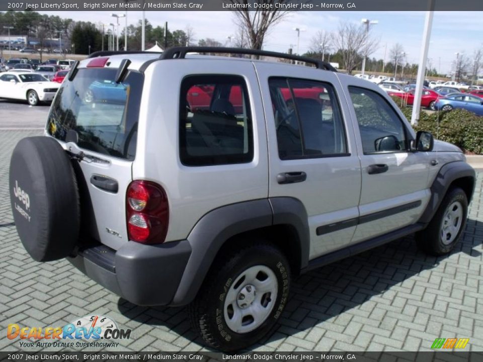 2007 Jeep Liberty Sport Bright Silver Metallic / Medium Slate Gray Photo #5