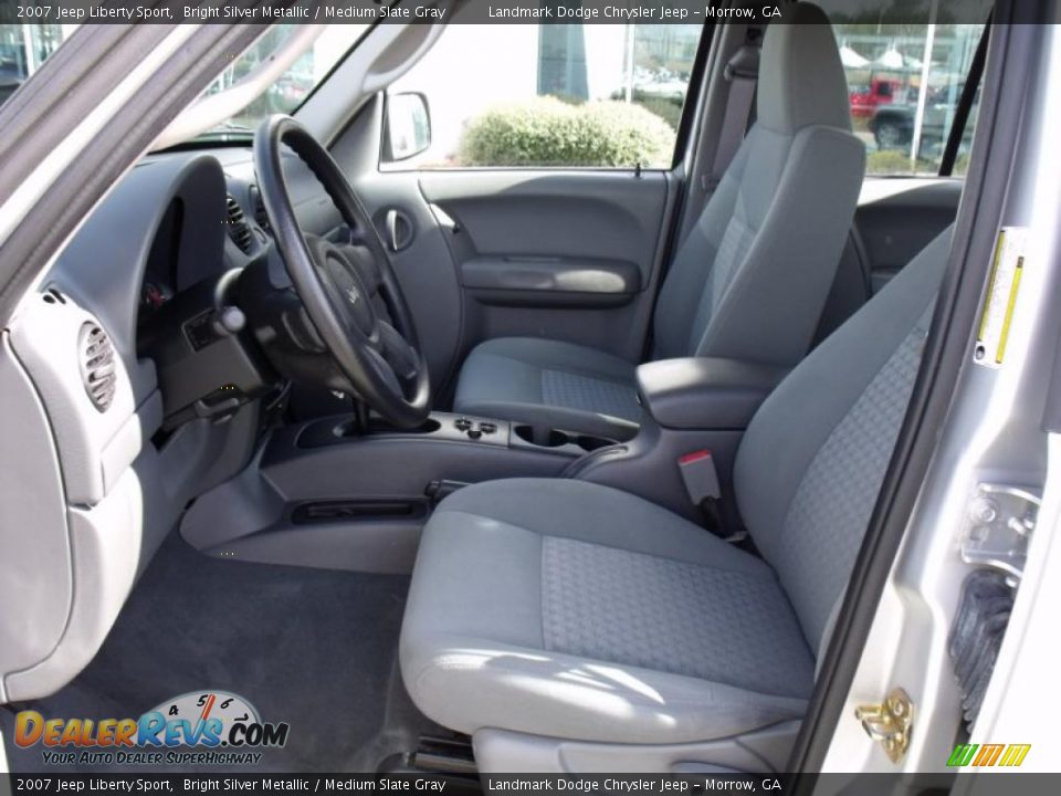 2007 Jeep Liberty Sport Bright Silver Metallic / Medium Slate Gray Photo #10