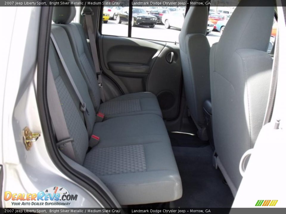 2007 Jeep Liberty Sport Bright Silver Metallic / Medium Slate Gray Photo #15
