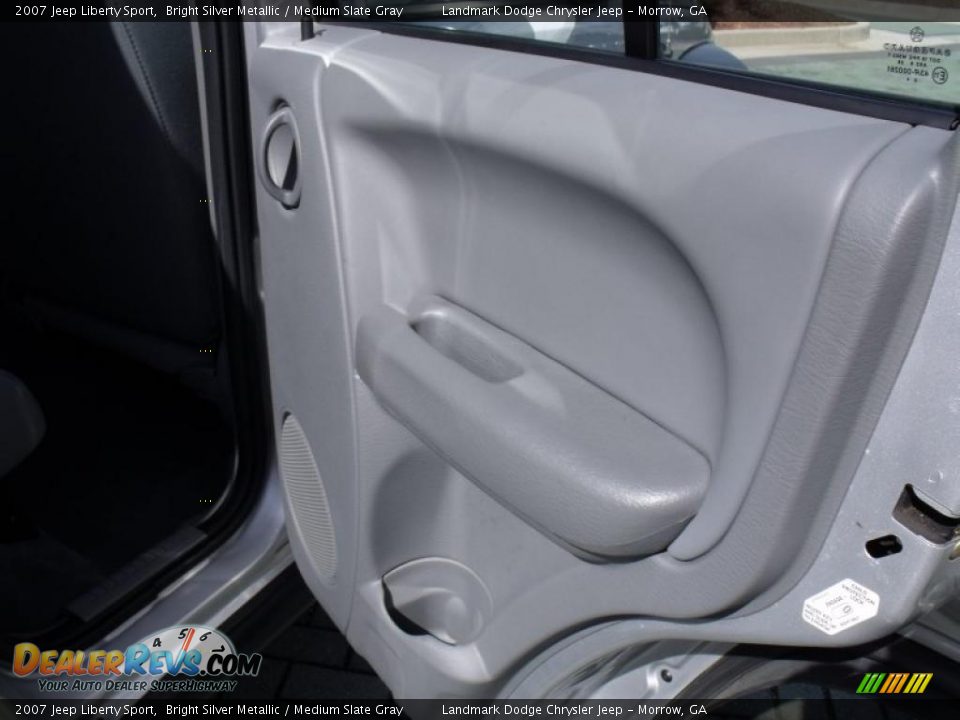 2007 Jeep Liberty Sport Bright Silver Metallic / Medium Slate Gray Photo #16