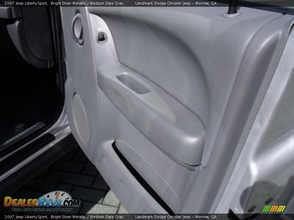 2007 Jeep Liberty Sport Bright Silver Metallic / Medium Slate Gray Photo #18