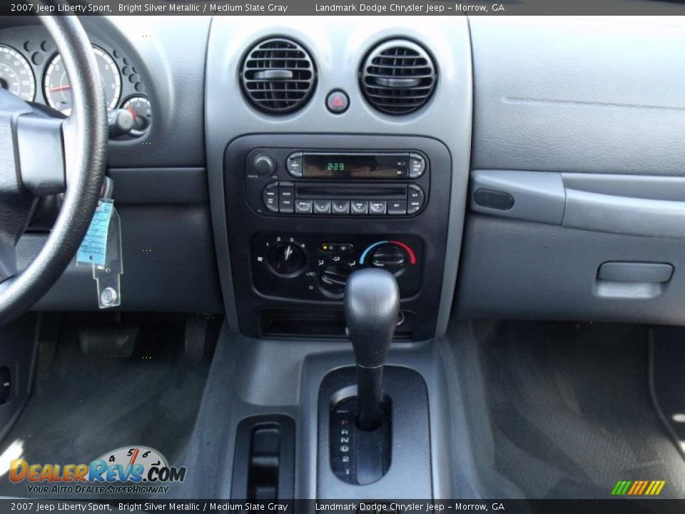 2007 Jeep Liberty Sport Bright Silver Metallic / Medium Slate Gray Photo #20