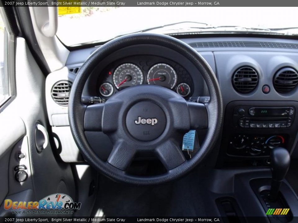 2007 Jeep Liberty Sport Bright Silver Metallic / Medium Slate Gray Photo #22