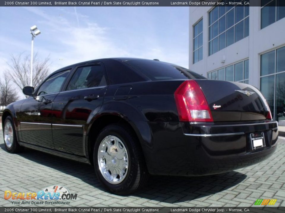 2006 Chrysler 300 Limited Brilliant Black Crystal Pearl / Dark Slate Gray/Light Graystone Photo #3