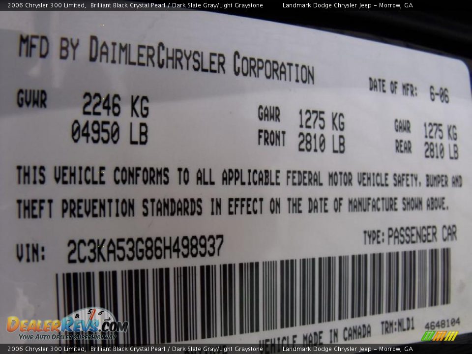 2006 Chrysler 300 Limited Brilliant Black Crystal Pearl / Dark Slate Gray/Light Graystone Photo #30