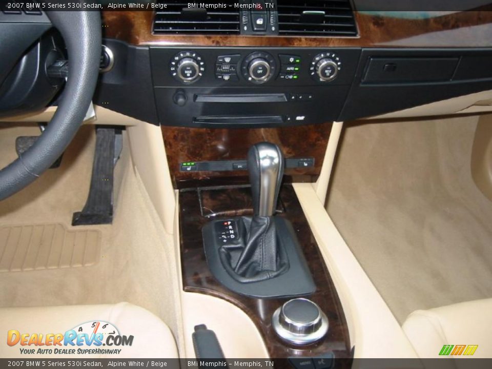2007 BMW 5 Series 530i Sedan Alpine White / Beige Photo #16