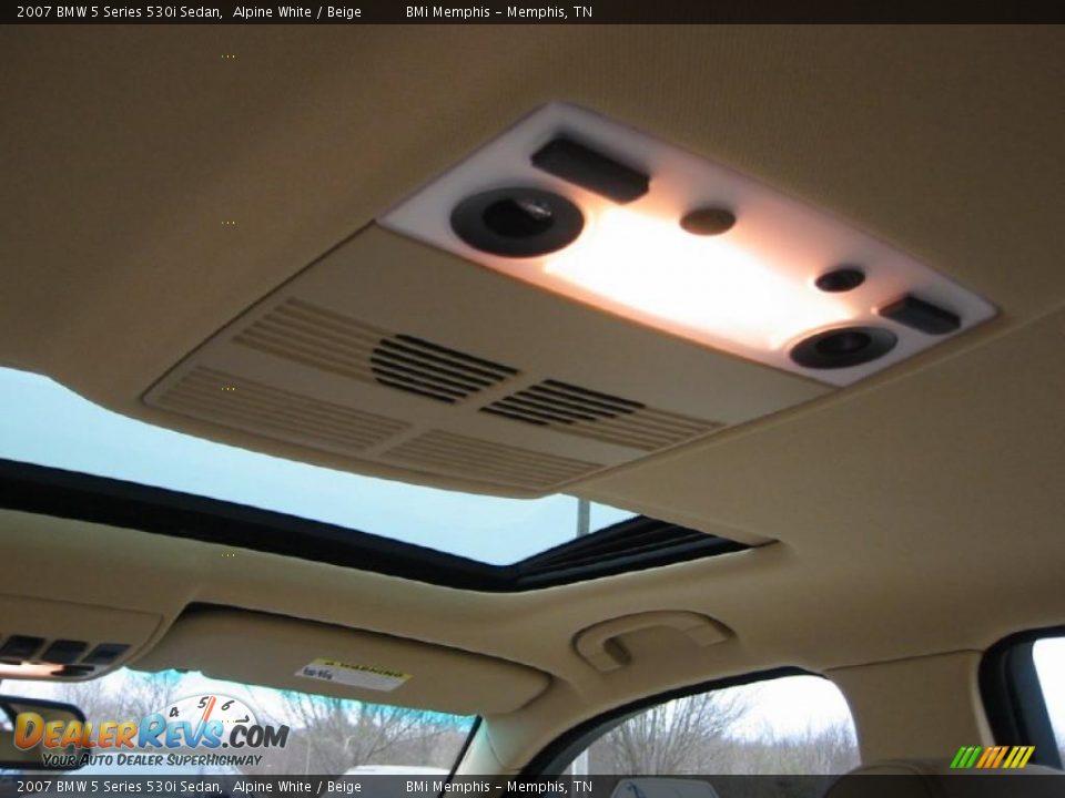 2007 BMW 5 Series 530i Sedan Alpine White / Beige Photo #31