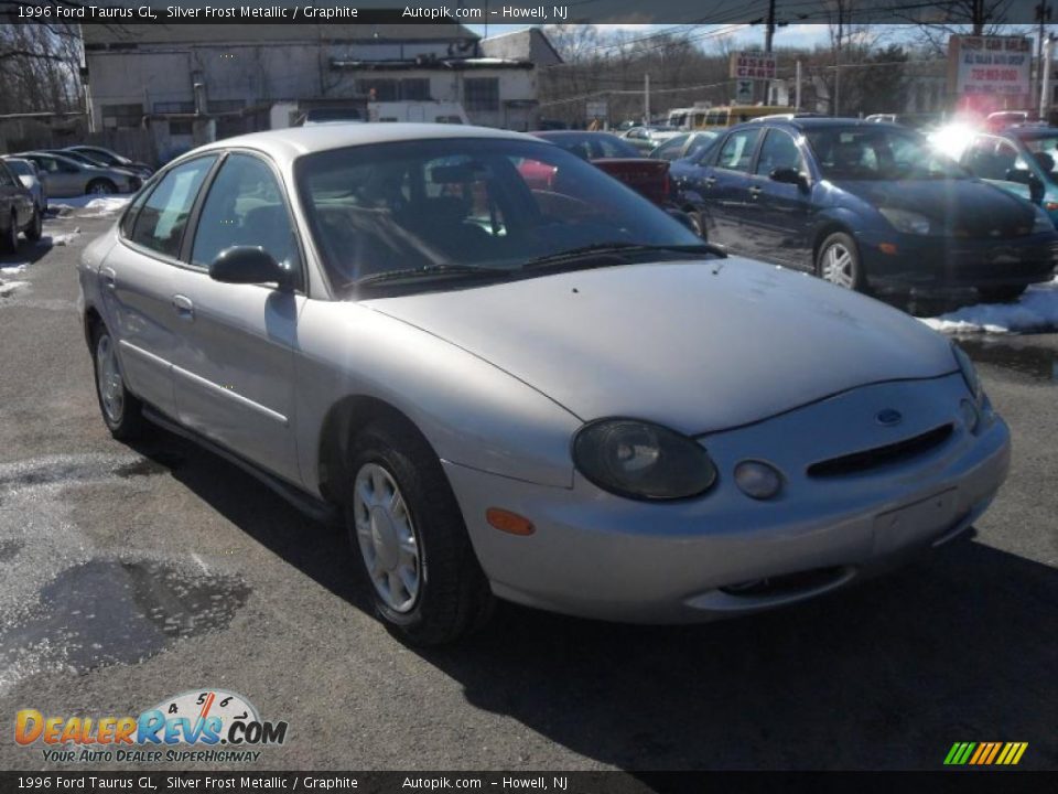 1996 Ford Taurus GL Silver Frost Metallic / Graphite Photo #3