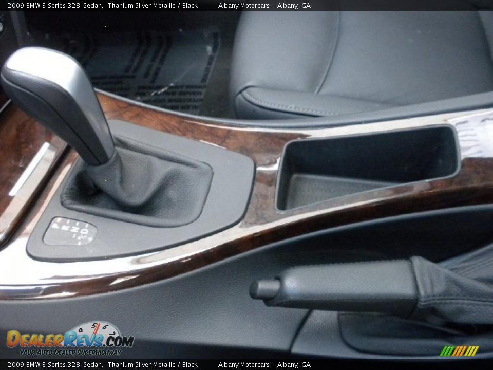 2009 BMW 3 Series 328i Sedan Titanium Silver Metallic / Black Photo #10
