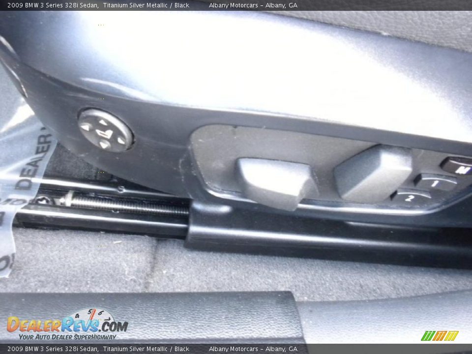 2009 BMW 3 Series 328i Sedan Titanium Silver Metallic / Black Photo #15
